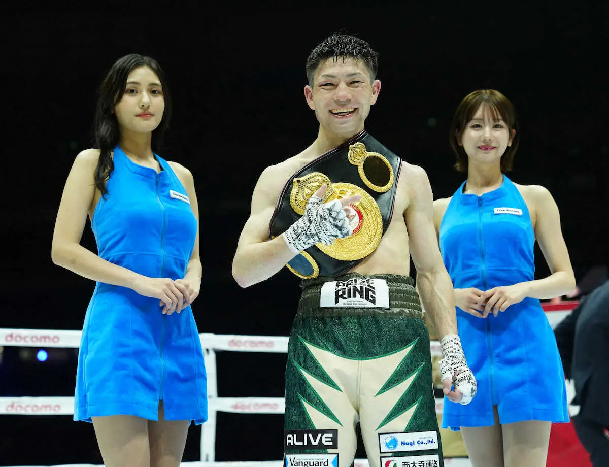 【画像・写真】初防衛成功のユーリ阿久井「倒したかったのはある」　最終ラウンド前の抱擁は「いよいよ最後だなと」