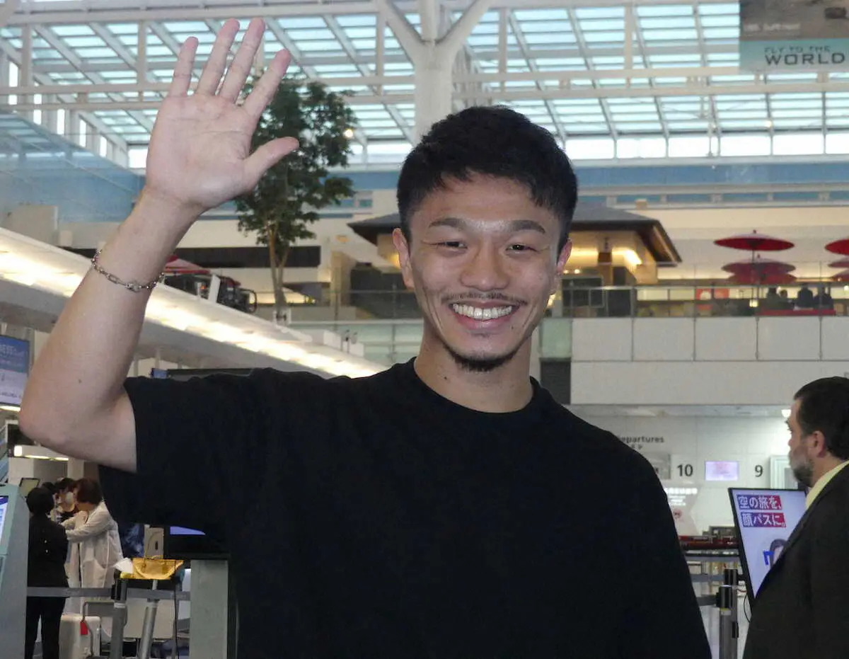 【画像・写真】中谷潤人　恒例のLA合宿へ出発「強くなることにフォーカス」　7・20アストロラビオとの初防衛戦が濃厚