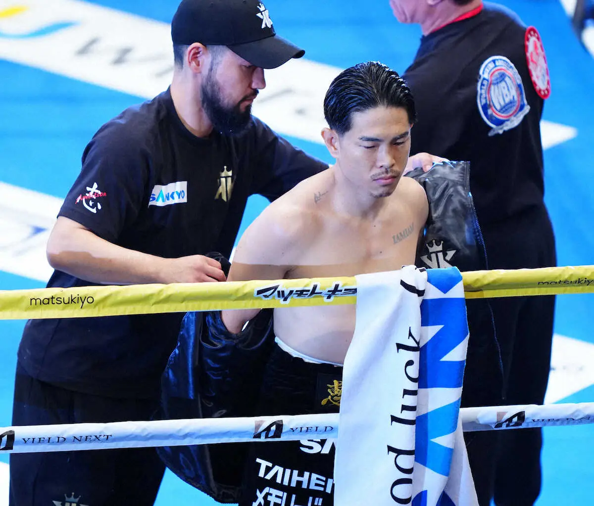 【画像・写真】井岡VSマルティネス　入場からファン魅了！「マルティネスはサッカー応援団」「二人とも入場も豪華」の声
