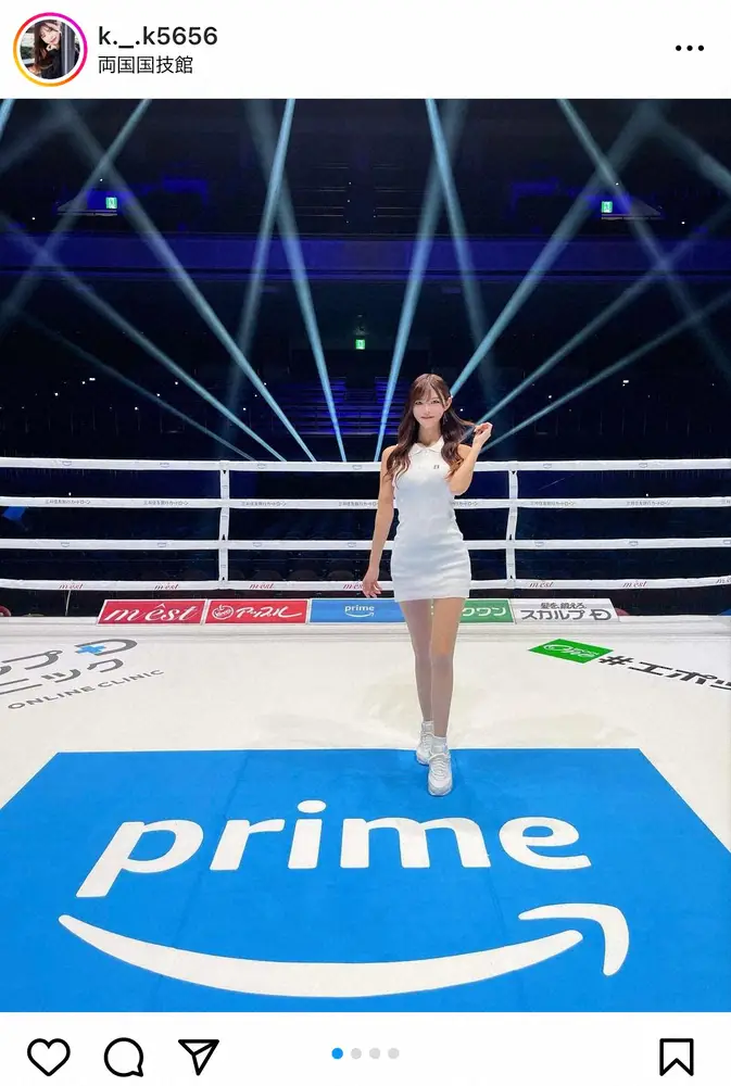 【画像・写真】ダブル世界戦＆天心戦のラウンドガールがコスチューム披露　ボディーラインくっきりミニスカ白ワンピ