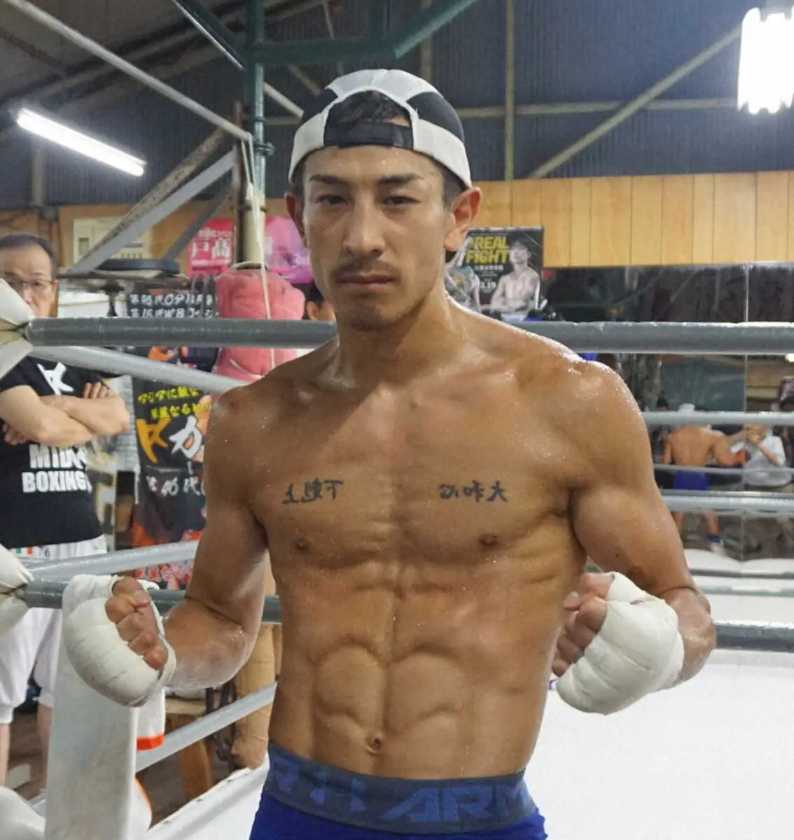 【画像・写真】矢吹正道が公開スパーで5回“TKO”「調子がいい」　10・12世界王座返り咲きへ絶好調