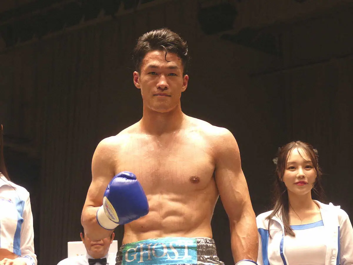 【画像・写真】Sライト級無敗のホープ対決は渡来美響に軍配　関根幸太朗に4回TKO勝ち　王者・李健太への挑戦権獲得