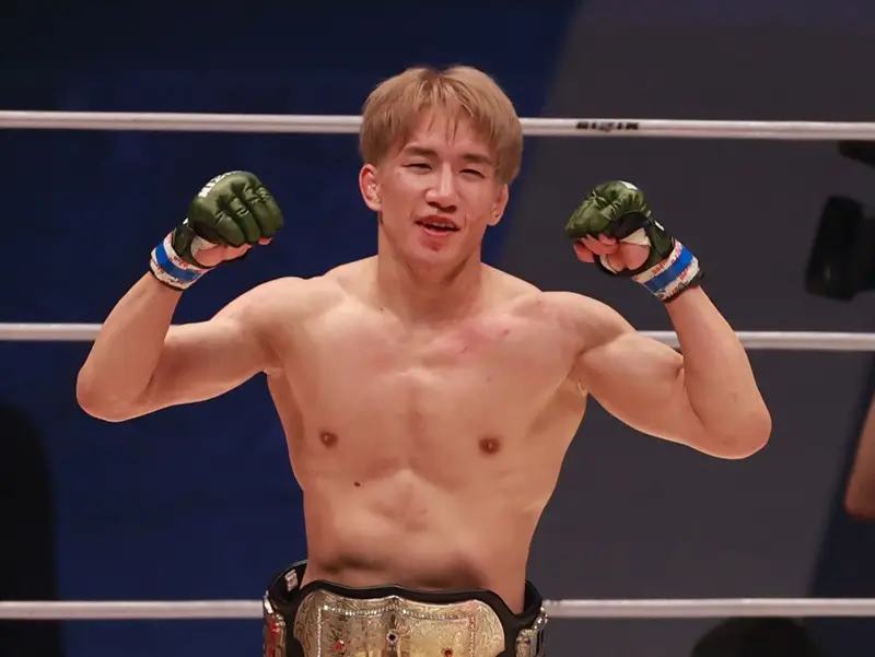 【画像・写真】UFCデビューを控える朝倉海が、フライ級トップコンテンダー対決でゲスト解説として出演