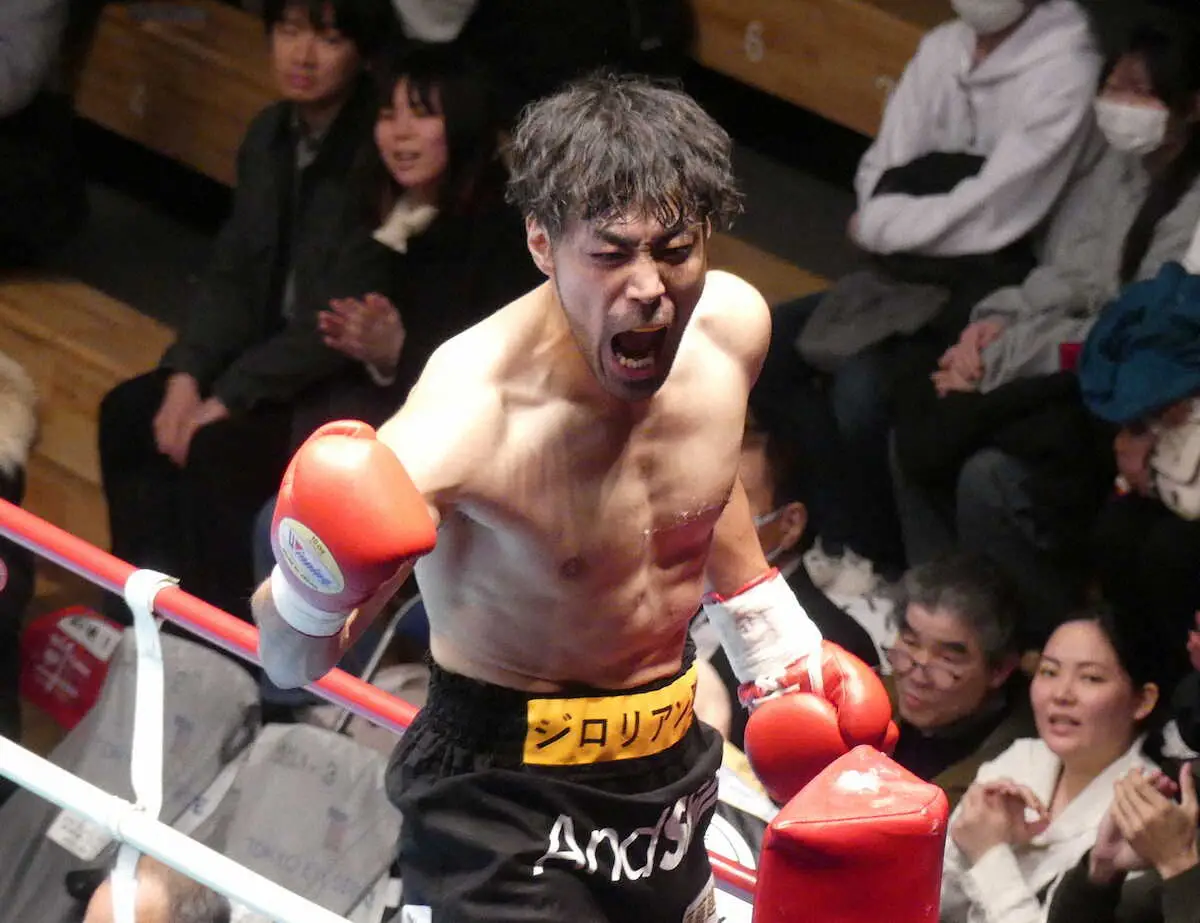 【画像・写真】「ラーメン二郎」大好ききボクサージロリアン陸　2年ぶりの再起戦で2回TKO勝ち
