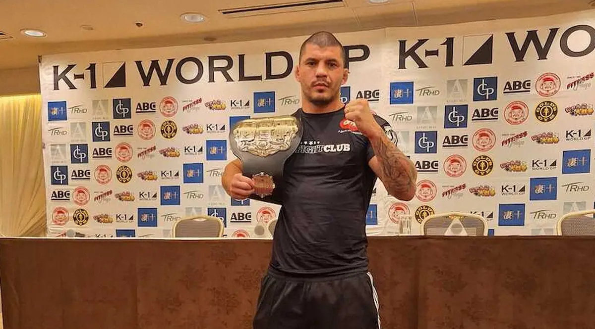 【画像・写真】無差別級王者のマチャド「夢がかなってうれしい」　K―1ワールドGP一夜明け