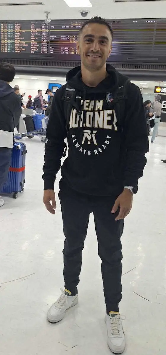 【画像・写真】那須川天心と対戦する前WBO世界バンタム級王者のジェーソン・モロニーは笑顔で来日した