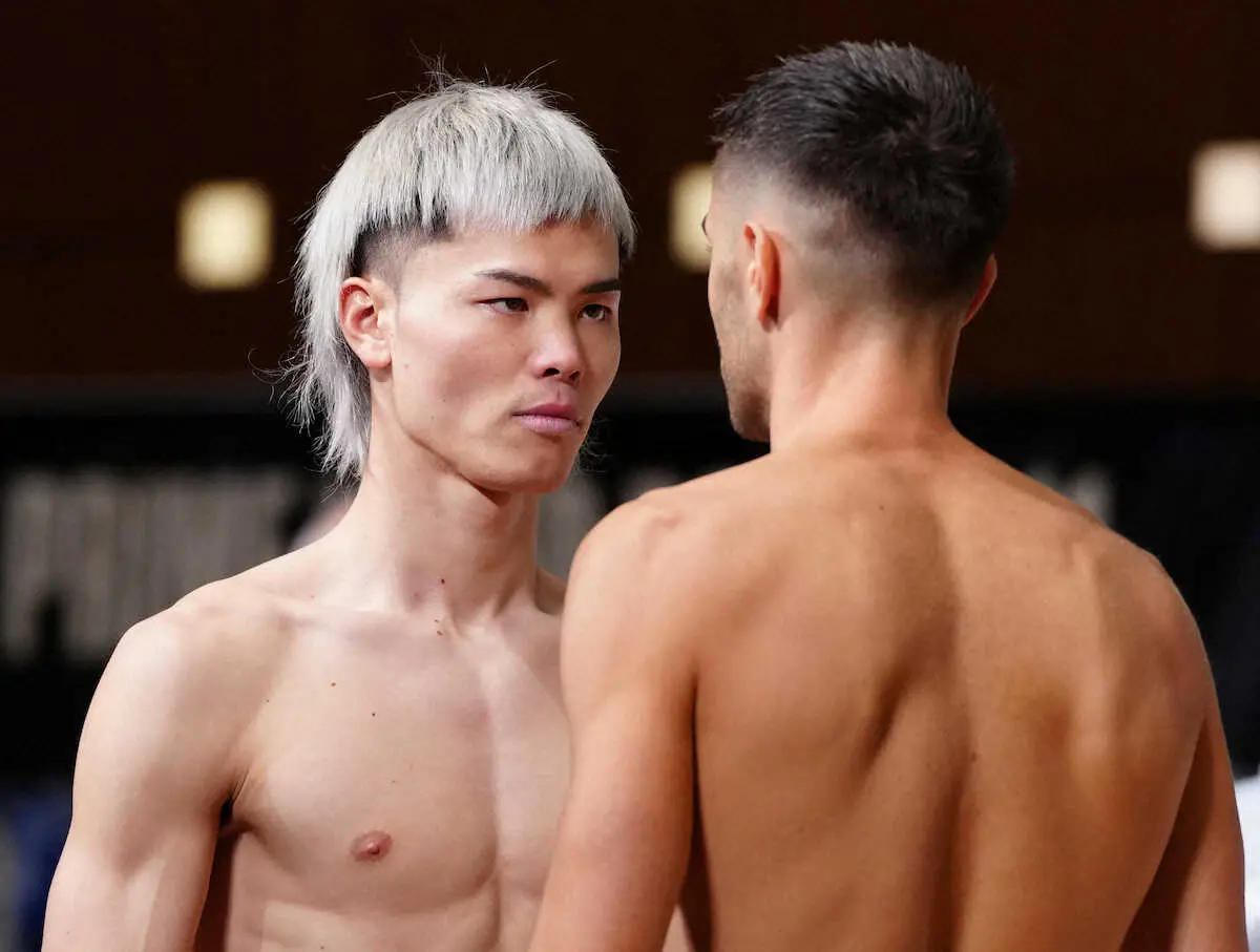 【画像・写真】那須川天心が計量一発パス　世界挑戦アピールへあすモロニーと大一番