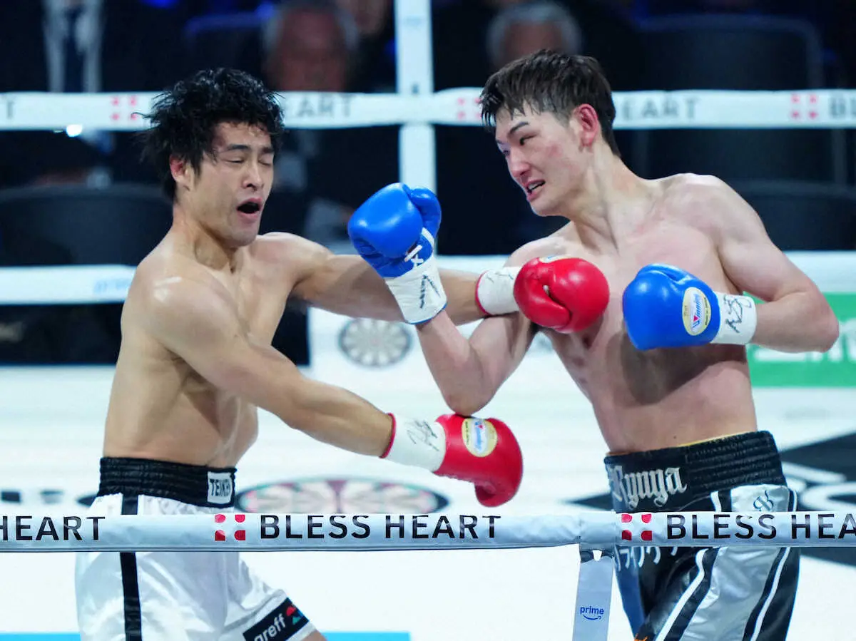 【画像・写真】浪速のロッキーJr赤井英五郎が2回TKO負け　父・英和の前で痛恨ダウン喫す…