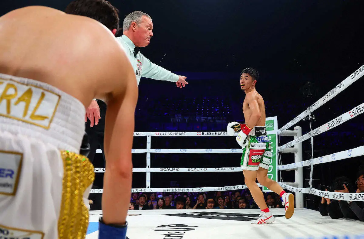 【画像・写真】中谷潤人、衝撃3回KO勝ち！　30連勝で3連続KO防衛　新愛称ビッグバン初陣で長身無敗の挑戦者退ける