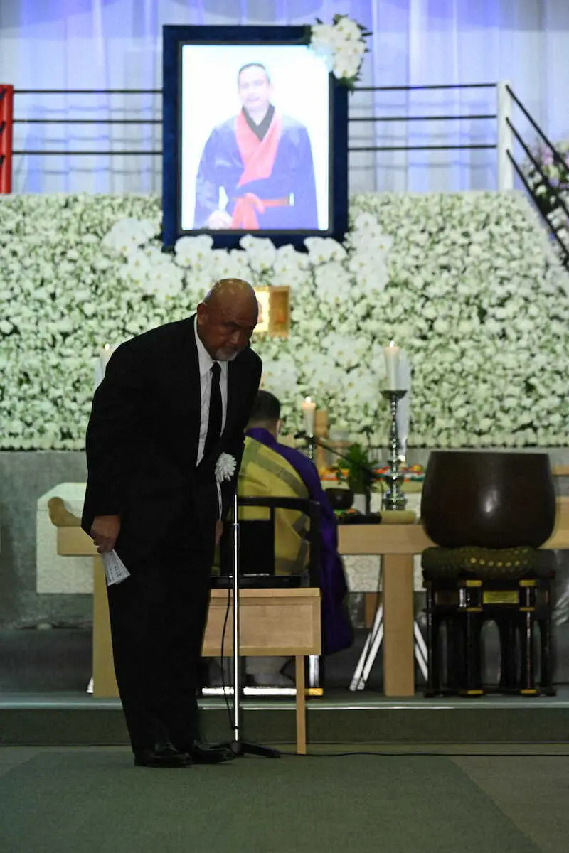 【画像・写真】西村修さん告別式　武藤敬司が弔辞「こんなに若く帰らぬ人になるとは」「自分の意志を曲げずに貫いた」