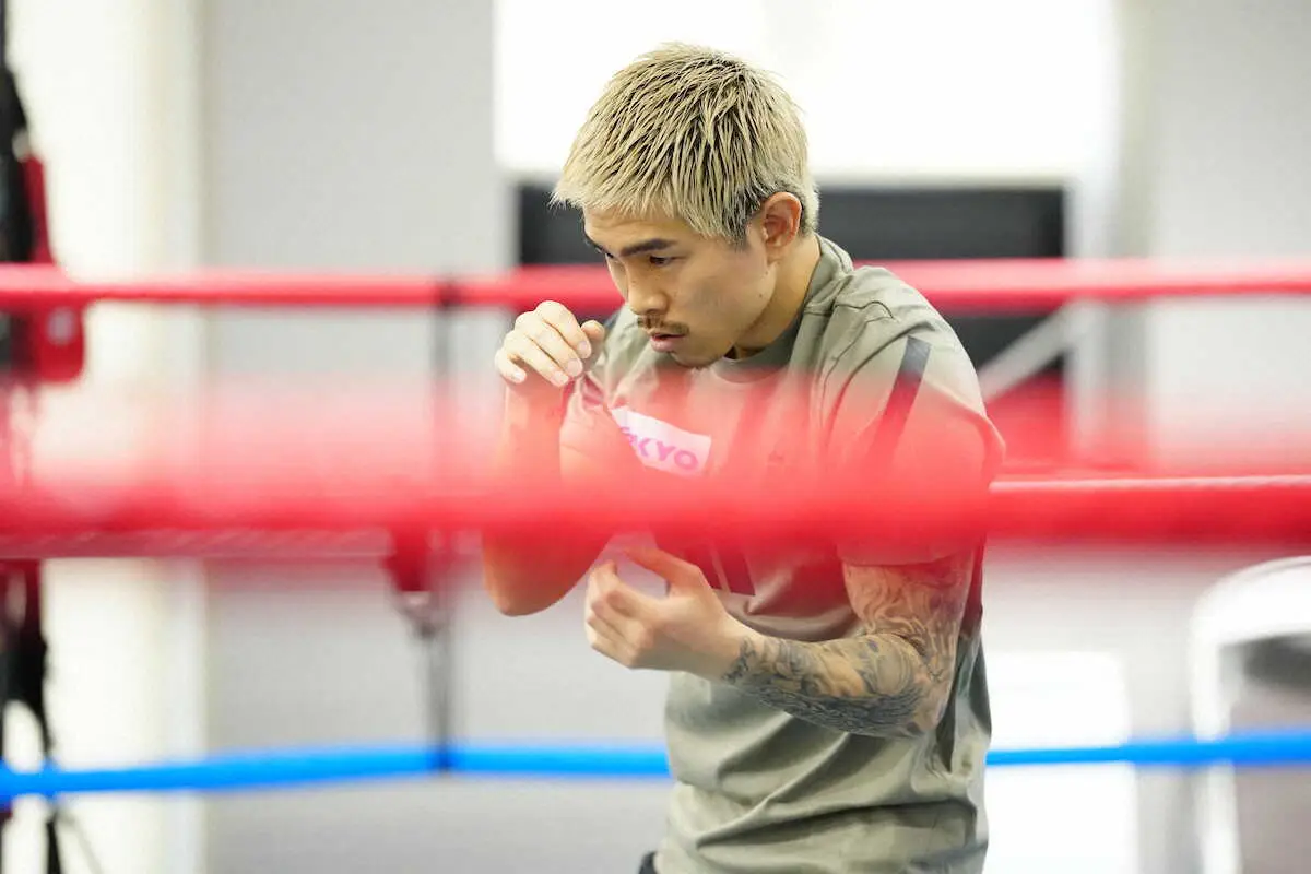 【画像・写真】井岡一翔　同門の大型新人に期待も「現役世界王者として背中を見せることが」最年長王座返り咲きで威厳示す