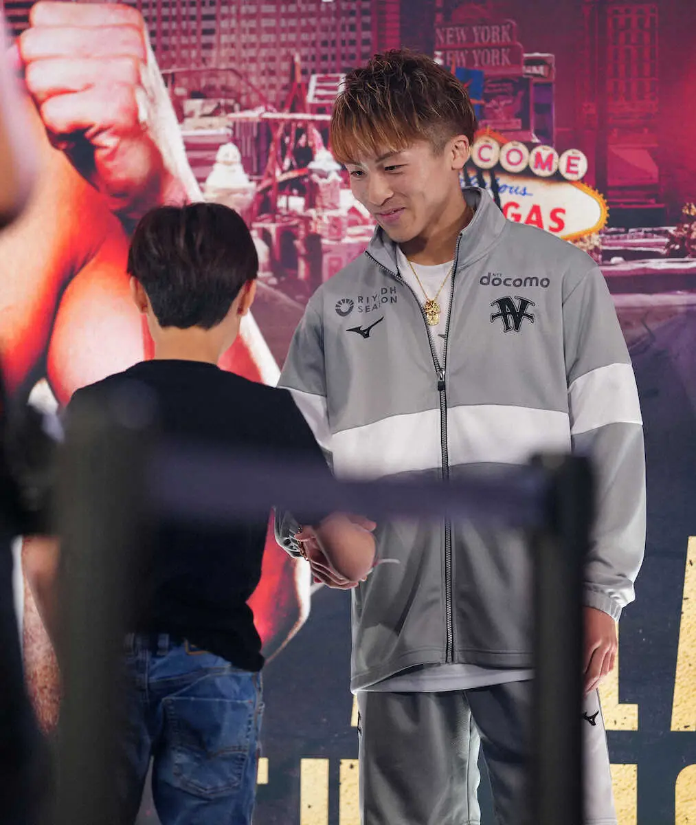 【画像・写真】ベガス決戦いよいよゴング！　尚弥がカルデナス戦前日計量パス「自分自身に期待」　ドネアとも再会