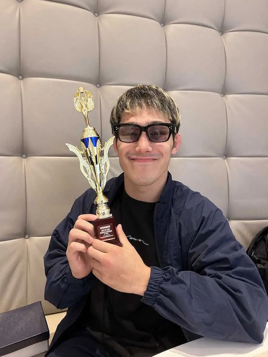 【画像・写真】【RIZIN】宇佐美正パトリック　約1年ぶりMMA勝利に安ど「レベルアップするためにすぐに…」