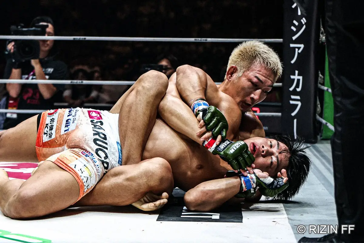 【画像・写真】【RIZIN】元谷友貴が“朝倉未来の弟子”ヒロヤに判定勝利！「ヒロヤくんの気持ちも背負って優勝する」