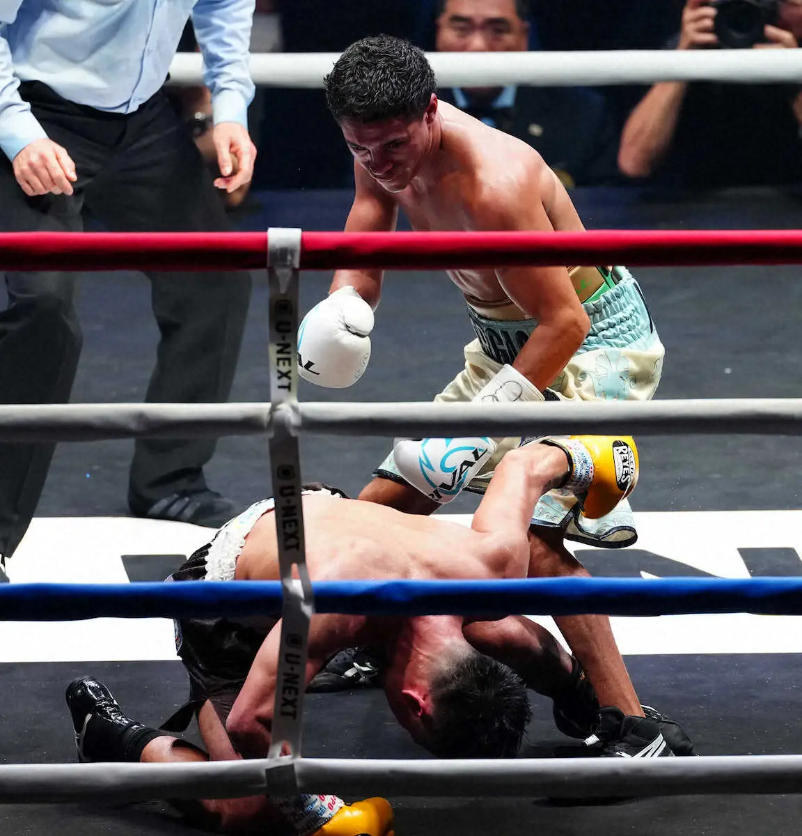 【画像・写真】ラスト1分を切ってまさかのダウン…比嘉大吾は世界王座返り咲きならず引退表明　ネット「悔しすぎる」