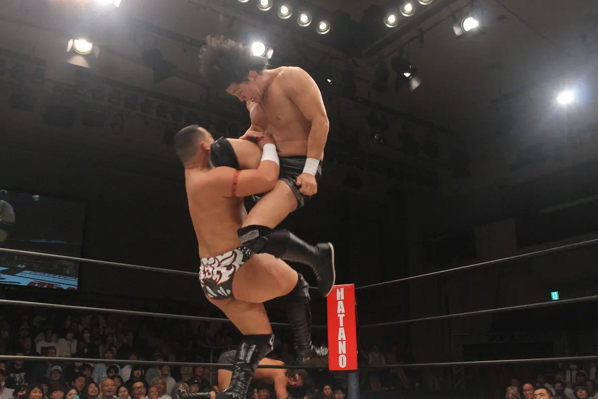 【画像・写真】【ドラゴンゲート】安齊勇馬初参戦も…ドリームゲート王者・菊田円が圧倒！「いつでも上がってこい！」