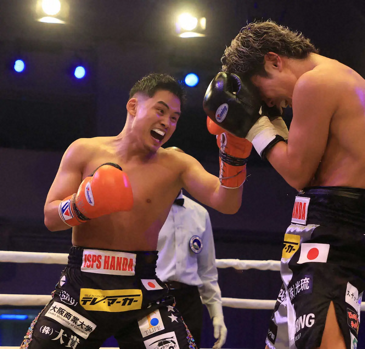 【画像・写真】元世界2階級制覇王者・京口紘人氏が引退式「最高のボクシング人生」　元世界王者・谷口とラストスパー