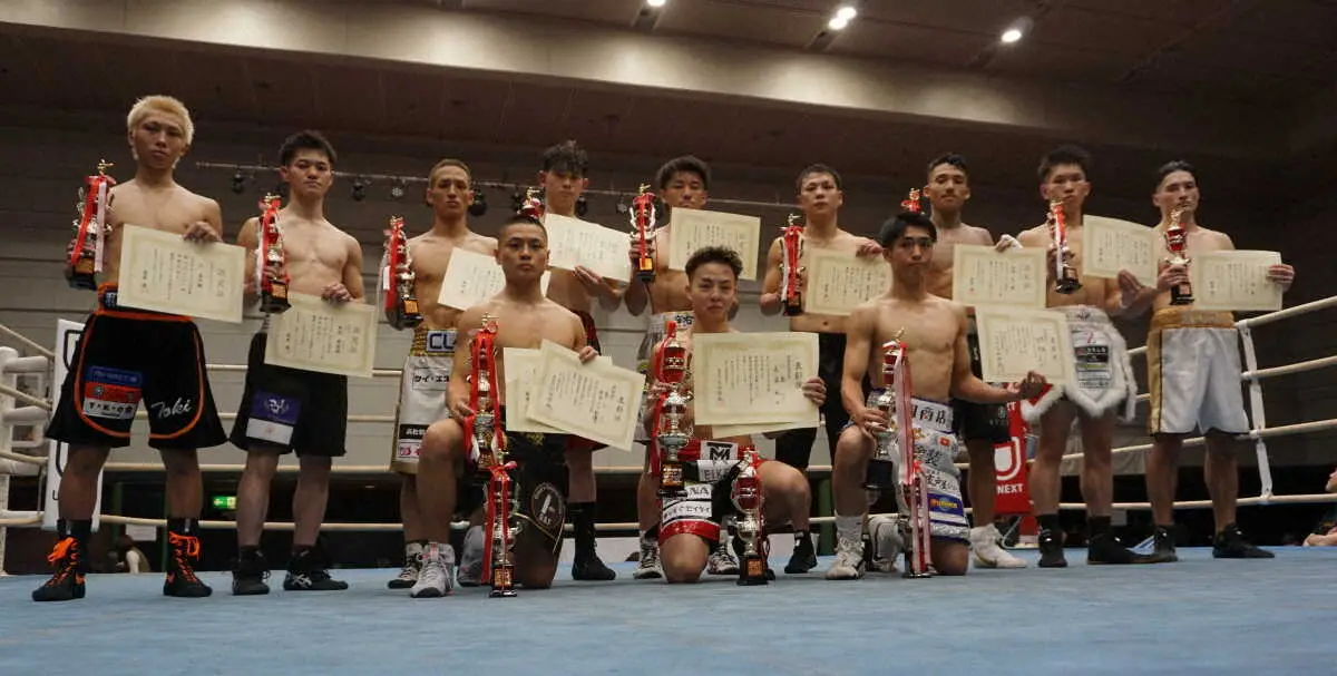 【画像・写真】鮮やか逆転で初めてKO勝ちした光富元がMVP　ボクシング新人王西軍代表決定戦