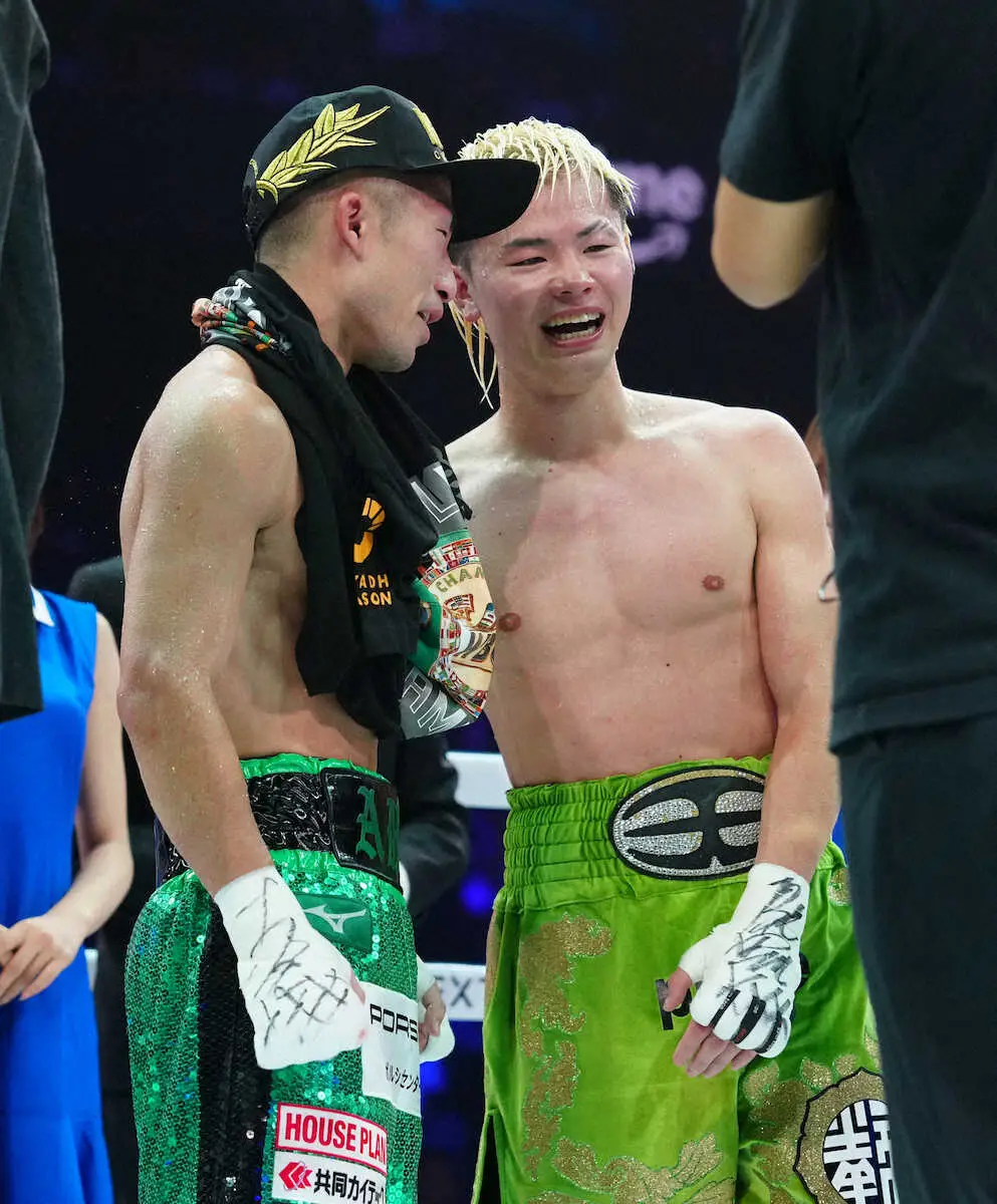 【画像・写真】井上拓真“神童”天心に初黒星お見舞い！「大きな喜び」王座返り咲き　「井上家」一丸で再起戦飾る