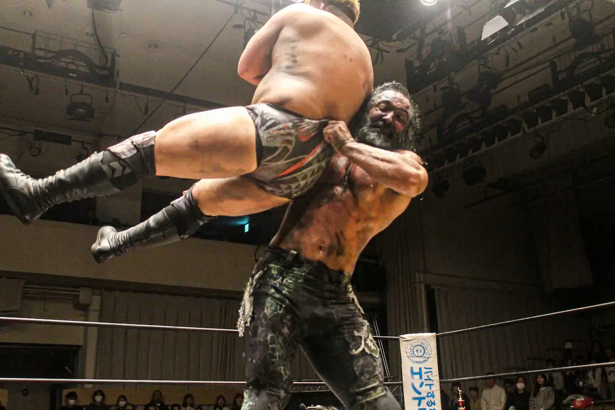 【画像・写真】【ドラゴンゲート】ギアニー・ヴァレッタ　KOG初優勝！12・16ドリームゲート王者・菊田円へ挑戦