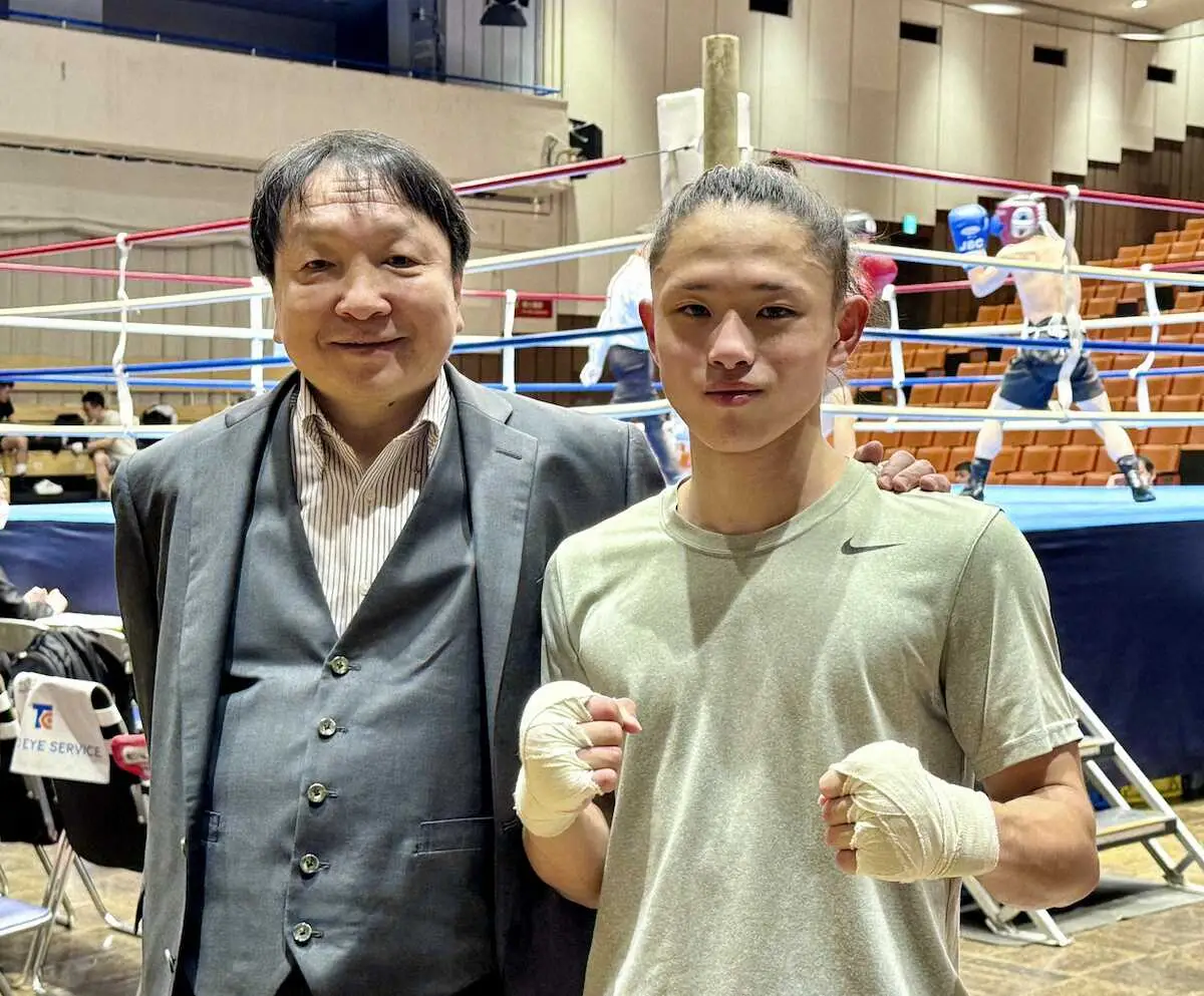 【画像・写真】アマ6冠の片岡雷斗「新鮮な感覚」プロテスト受験　大橋会長直伝の左ボディーも披露　来年3月デビュー予定