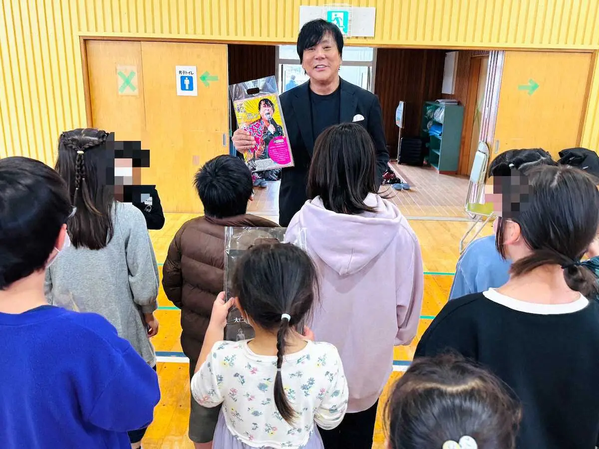 【画像・写真】“邪道”大仁田がクリスマスチャリティーイベントに参戦