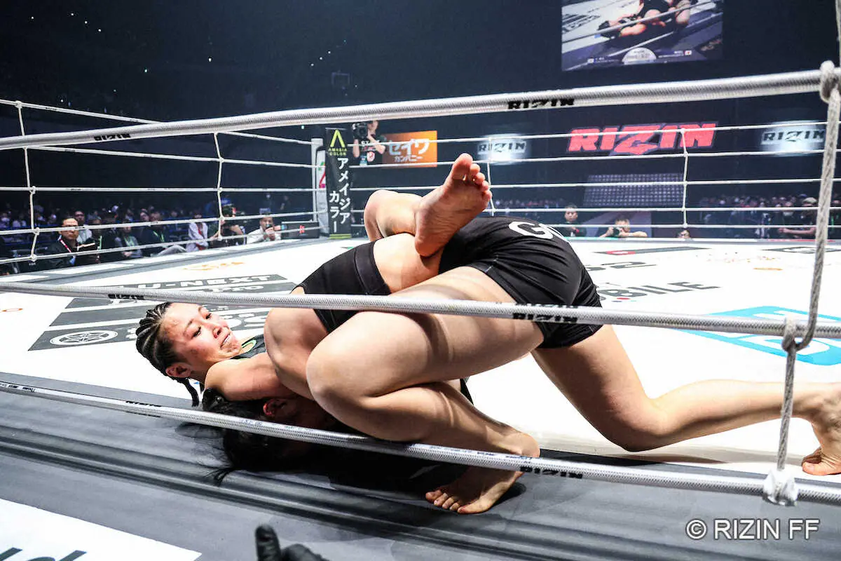 【画像・写真】【RIZIN】女子高生のNOELが1本勝ち　「最高です。1本は完全狙い通り」
