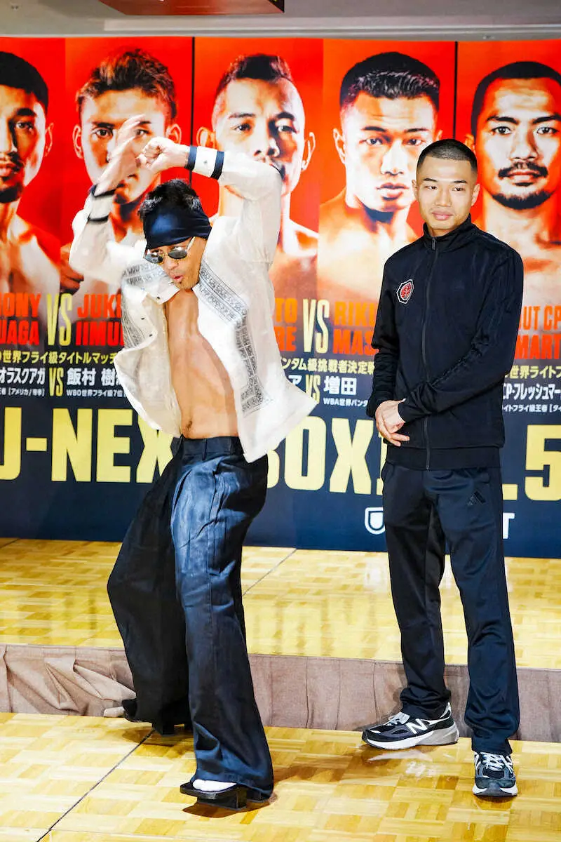 【画像・写真】ドネア劇場に増田タジタジ…ミニスカ参謀夫人と揺さぶり発言に肉体美見せつけ“サムライポーズ”