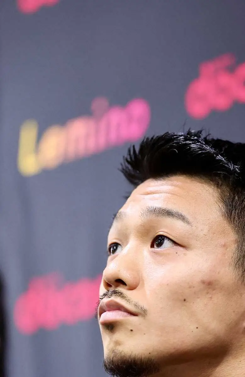 【画像・写真】会見に臨む中谷（撮影・光山　貴大）