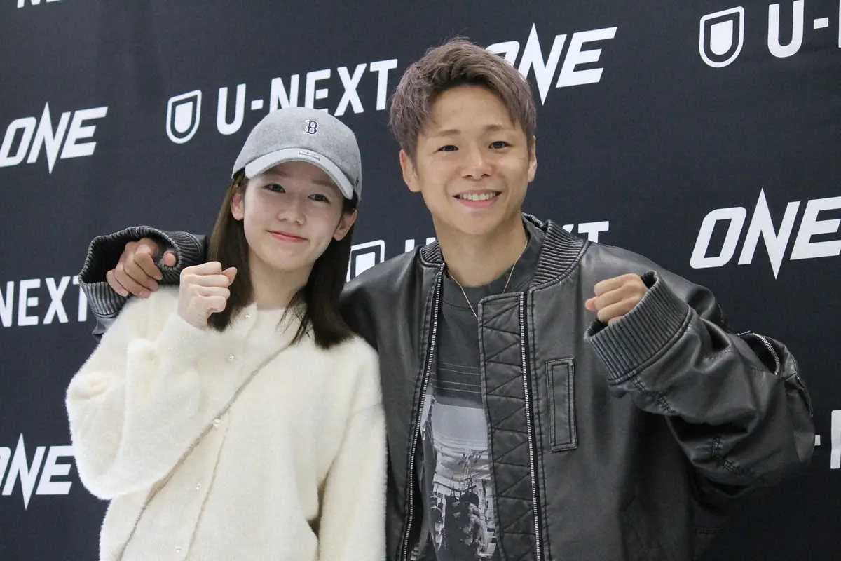 【画像・写真】武尊と妻の川口葵