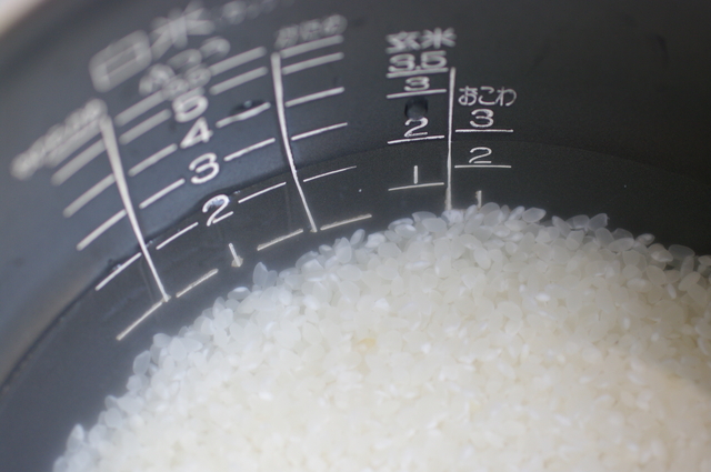 お米とお水の関係性！美味しく炊くために適した水の条件って？