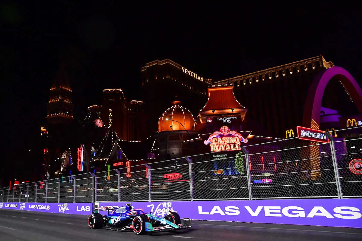 【画像・写真】角田裕毅は予選7番手　入国審査でトラブルもQ3進出で快走　ラッセルPP　F1ラスベガスGP