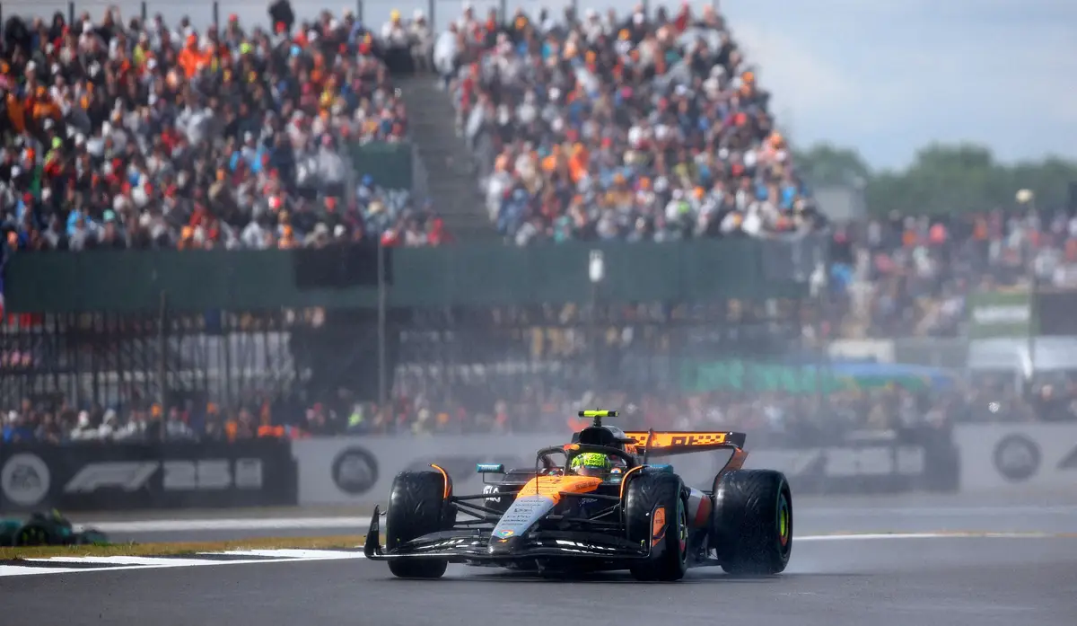 【画像・写真】母国の英国GPで初優勝を飾ったマクラーレンのランド・ノリス（ロイター）