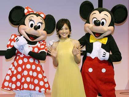 ディズニー・オン・アイス日本公演「プリンセス・ドリーム」の開催発表会に出席した国仲涼子