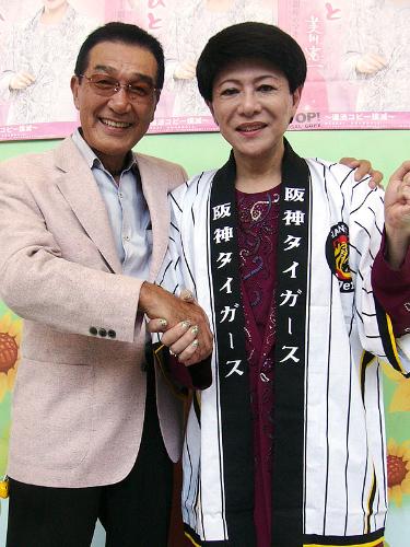 【画像・写真】美川がトラ党転身！二岡はモナ酒飲んだ？