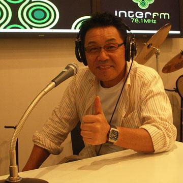 【画像・写真】五木ひろし　外国語ＦＭでポップス紹介
