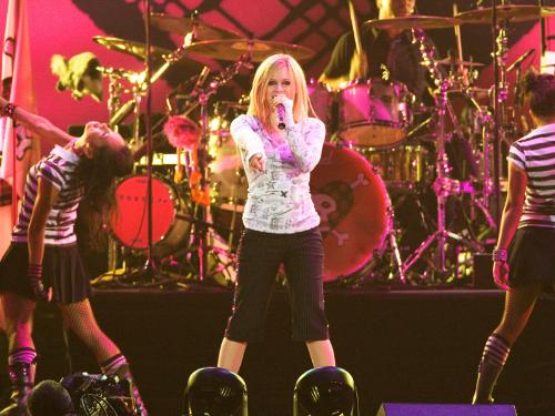 【画像・写真】歌姫ドーム競演！アヴリル来日公演で実現