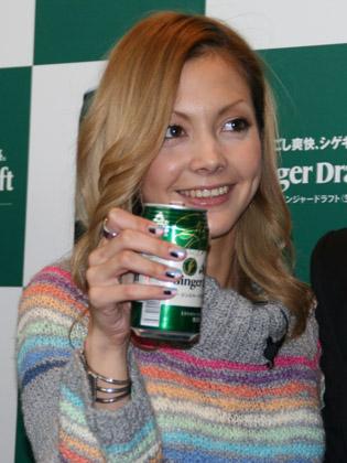 【画像・写真】土屋アンナ　軽快な刺激と爽快感にゾッコン