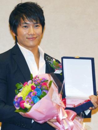 【画像・写真】日本から女性ファン大挙　チソン日韓大賞授賞式