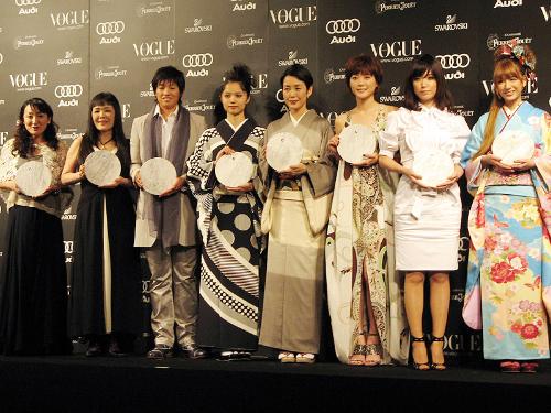 【画像・写真】宮崎あおい＆スザンヌ　幸せ続きだった１年