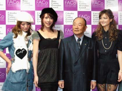 来年３月に開催される「福岡アジアコレクション」に参加する（左から）スザンヌ、相沢真紀ら