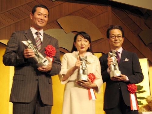 【画像・写真】こんな時代でも…エド「明るグ～生きていく」