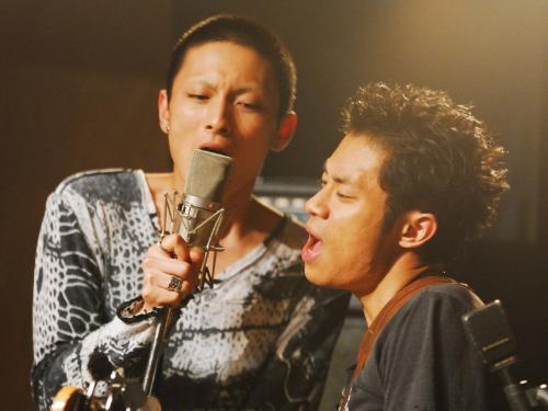 【画像・写真】「電車男」伊藤淳史がパンクロックデビュー