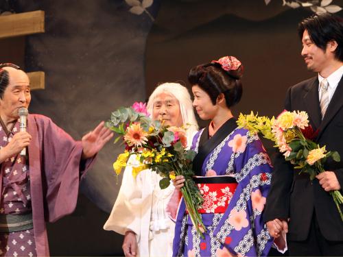 【画像・写真】はしの結婚！“父親”欽ちゃんが新郎いじり