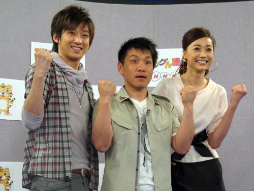 ＮＨＫ「テレビでハングル講座」に出演する左からコン・テユ、「ますだおかだ」の増田英彦、ヨンア