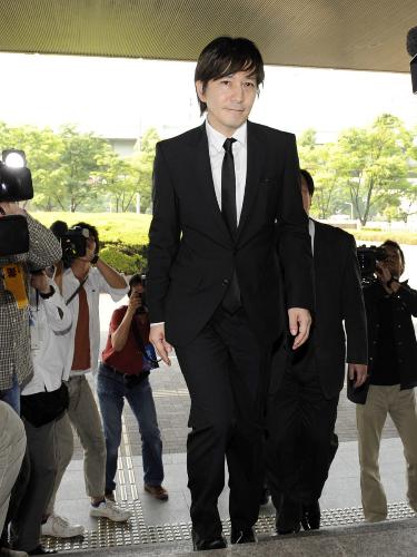 【画像・写真】小室被告に猶予付き判決…懲役３年、実刑を回避