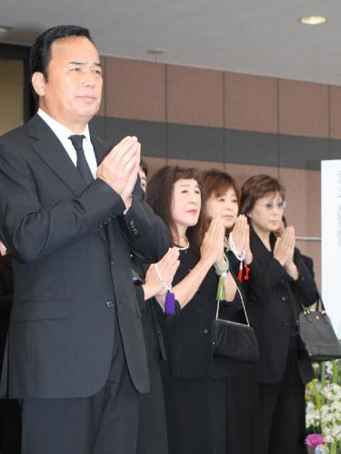 【画像・写真】石本美由起さん　天国航路５００人が見送り