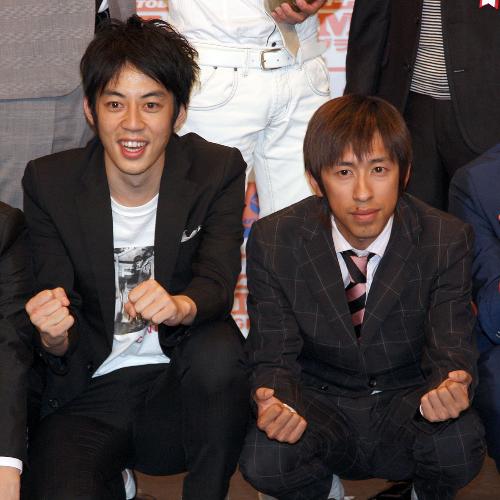 「Ｍ－１グランプリ２００９」の製作発表会に出席したキングコングの西野亮廣（左）と梶原雄太