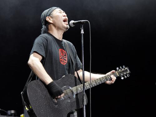 【画像・写真】Ｃｈａｒａ「フジロック」で清志郎さん追悼