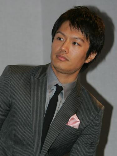 【画像・写真】部屋に女性変死体…合成麻薬使用で押尾容疑者逮捕　